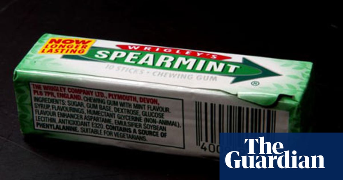 Wrigley's sold to Warren Buffett and Mars | Food & drink industry | The Guardian Wrigley's sold to Warren Buffett and Mars | Food & drink industry | The Guardian