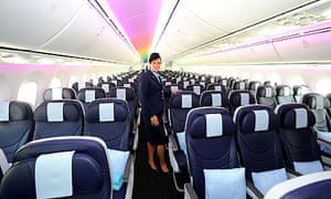 Uk S First Boeing 787 Dreamliner Takes Passengers On