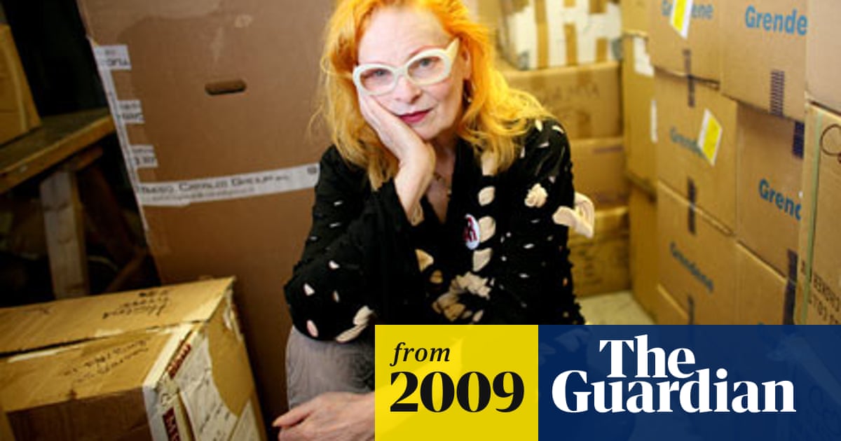 Police Shut 1 0 Scam Shopping Websites Scams The Guardian Police Shut 1 0 Scam Shopping Websites Scams The Guardian