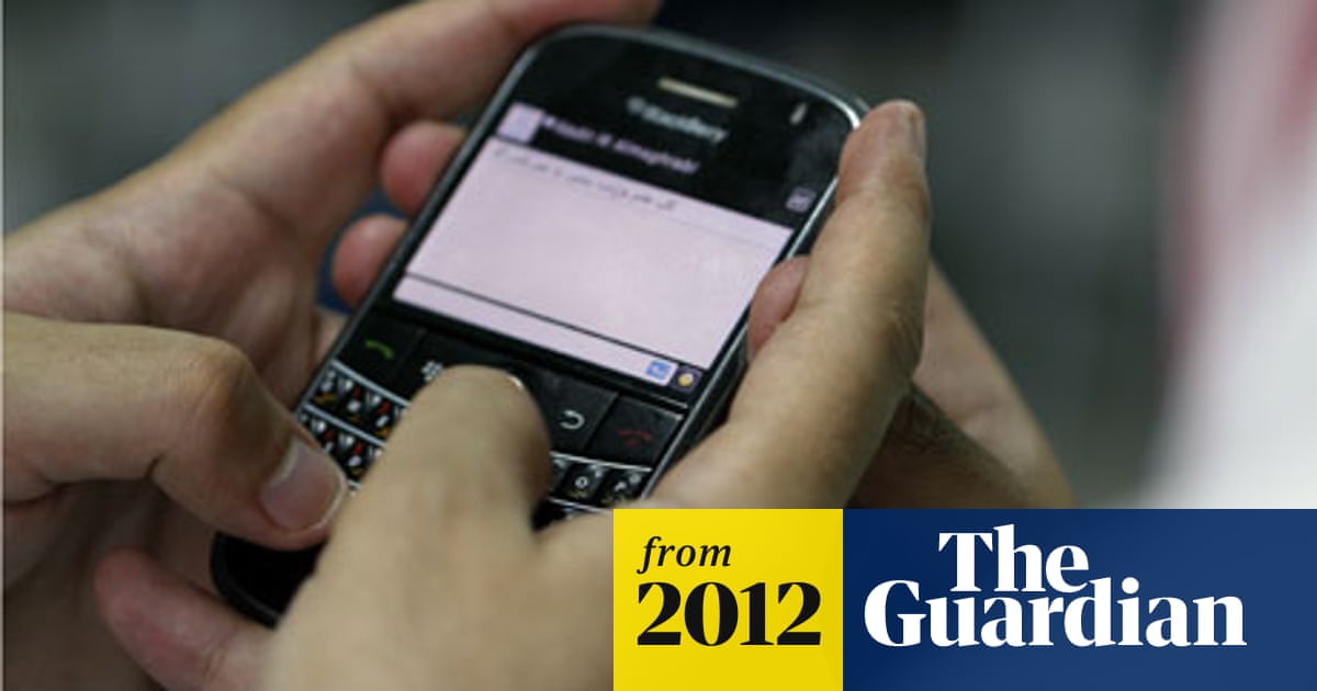 Rebekah Brooks's missing BlackBerry message puzzles IT experts