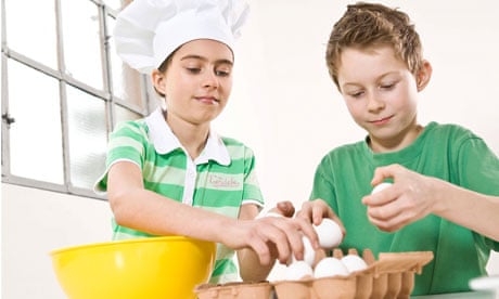 Children learning to bake