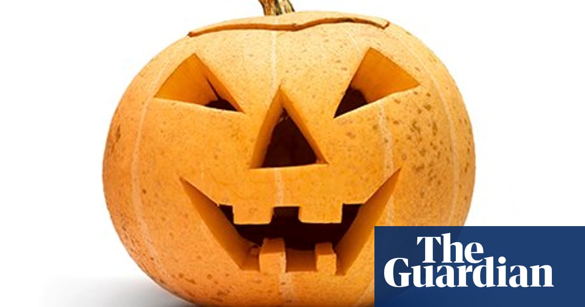 How To Throw A Halloween Party On A Student Budget Education