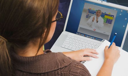 Should Real Students Do An Online Course On The Side Students