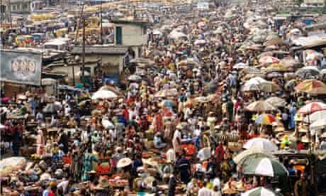 Food and overpopulation : Crowded Oshodi Market in Nigeria