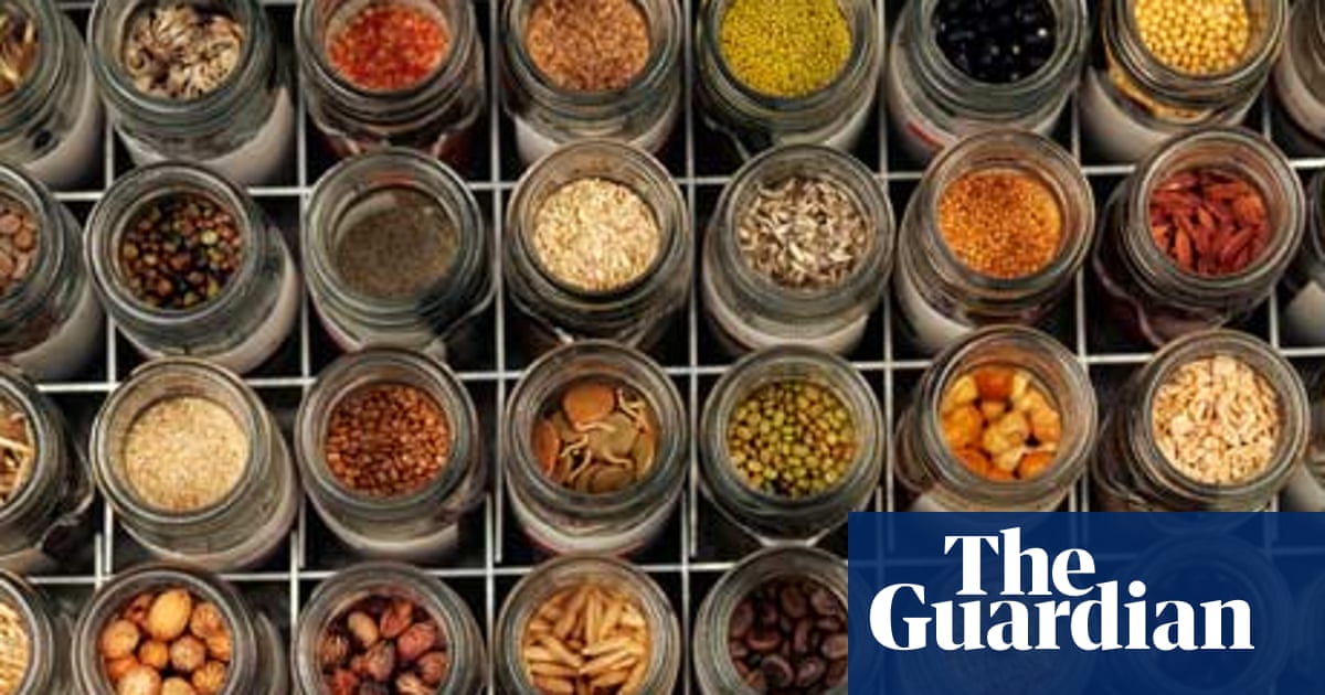 The Battle To Save Russia S Pavlovsk Seed Bank Environment The