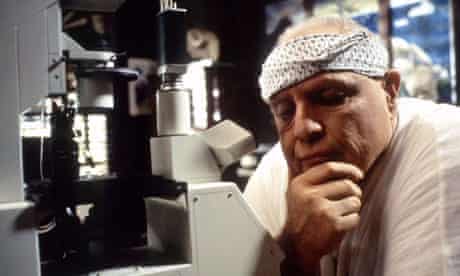 Scientist in Fiction : Actor Marlon Brando Portrays 'Dr. Moreau'