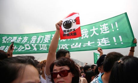Jonathan Watts blog : Demonstrators protest against a petrochemical pollution in Dalian , China