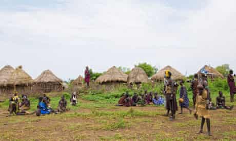 MDG : Human rights abuses in Ethiopia : Mursi tribe, Mago National Park, Ethiopia