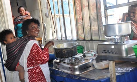 Global Alliance for Clean Cookstoves : Cooking with the CleanCook stove, Addis Ababa, Ethiopia