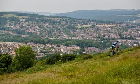 Bike blog : Mountain Bike rider at Wharncliffe in Sheffield