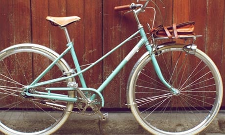 womens retro bicycles Ladies Classic 7-Speed Vintage Bike Pink Fits riders from 410 to 57 tall Kent Retro Women's Hybrid Bike
