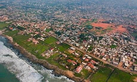 MDG : Coastal development on outskirts of Accra, Ghana.
