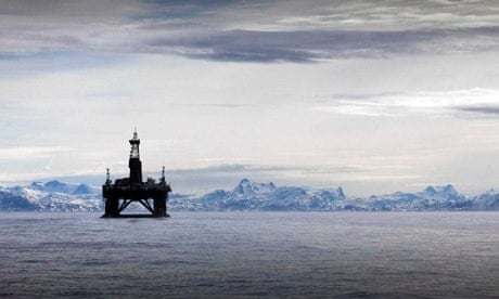 Arctic oil spill pollution risks : Cairn Energy Leiv Eiriksson oil rig