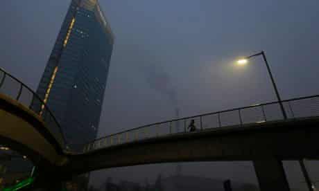 Air pollution in China : a chimney from a coal power plant