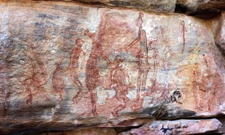 Australia aboriginal art threatened by mining industry : rock-art panel  Wellington Ranges