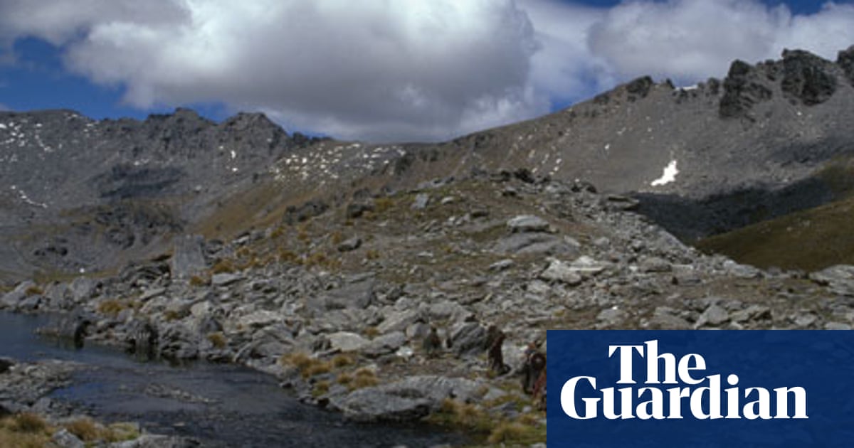 New Zealand Pushing Plans To Drill Middle Earth As Hobbit Filming Ends Graham Readfearn Environment The Guardian