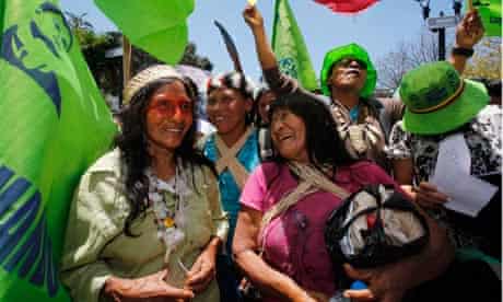 Women from Ecuador's Amazon region