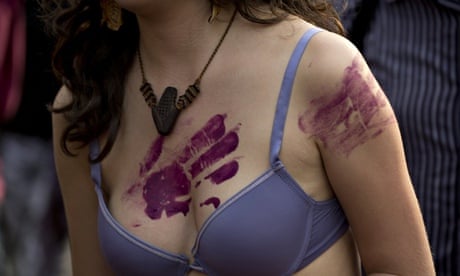 MDG : Women activists in Latin America  : protest against violence in Mexico