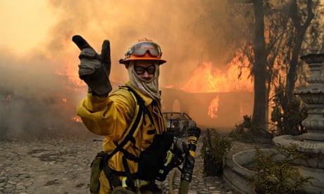 Fire in California Burns Homes Near Los Angeles