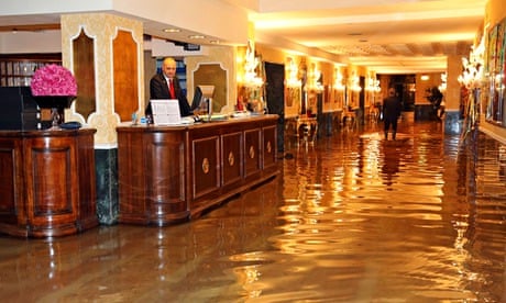 Sea level rising :  floods in Venice