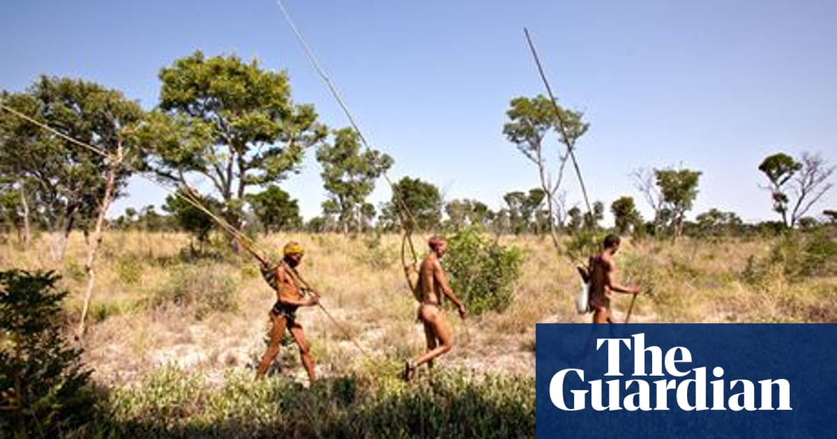 Botswana bushmen: 'If you deny us the right to hunt, you are killing us' |  Land rights | The Guardian