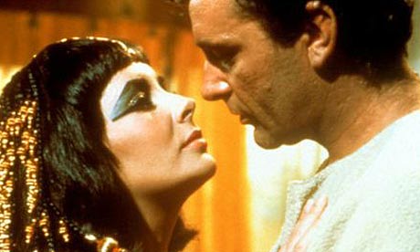 Elizabeth Taylor and Richard Burton in Cleopatra
