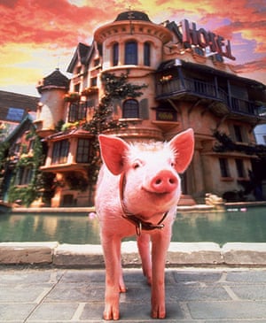 Universal Ron Meyer: Still from Babe: Pig in the City