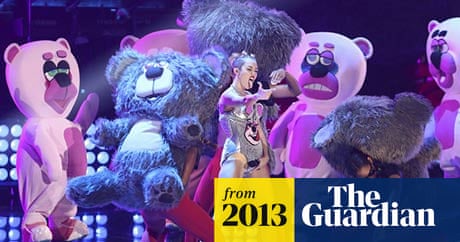 Miley Cyrus says VMAs twerking was an attempt to 'make history' | Music | The Guardian Miley Cyrus says VMAs twerking was an attempt to 'make history' | Music | The Guardian