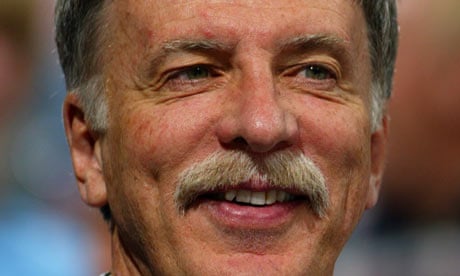 Stan Kroenke, Arsenal shareholder