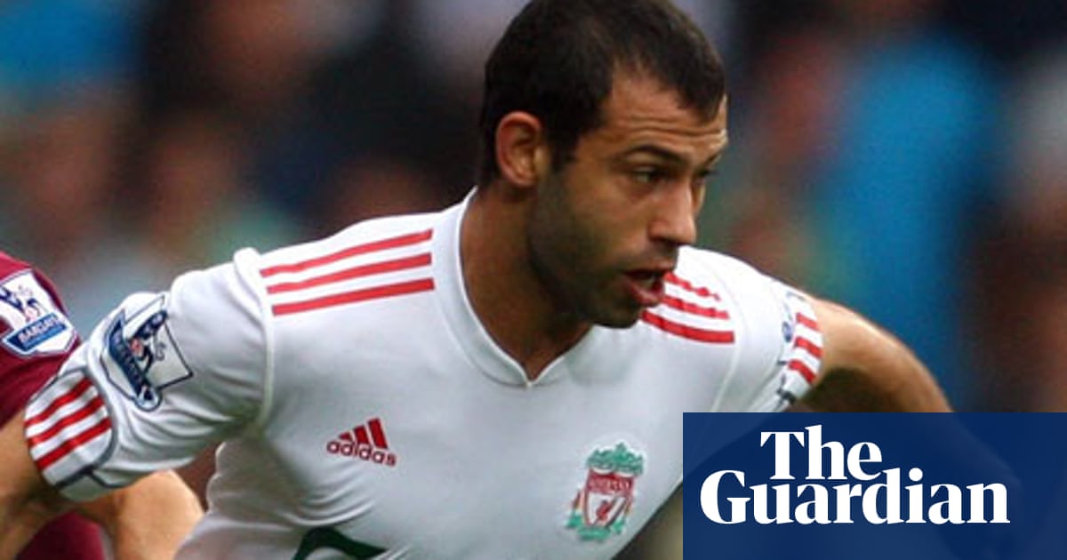 Javier Mascherano Sweats On Fa Charge Over Incident Carling Cup The Guardian