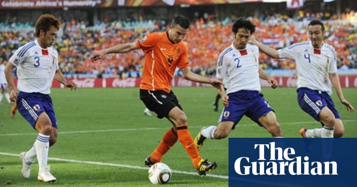 Bbc Sport Football World Cup 2010 Okazaki Seals Japan Win Over Denmark
