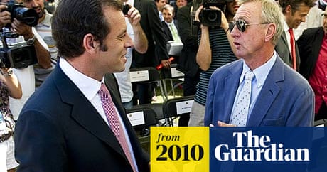 Johan Cruyff Stripped Of Barcelona Honorary President Title Johan Cruyff The Guardian