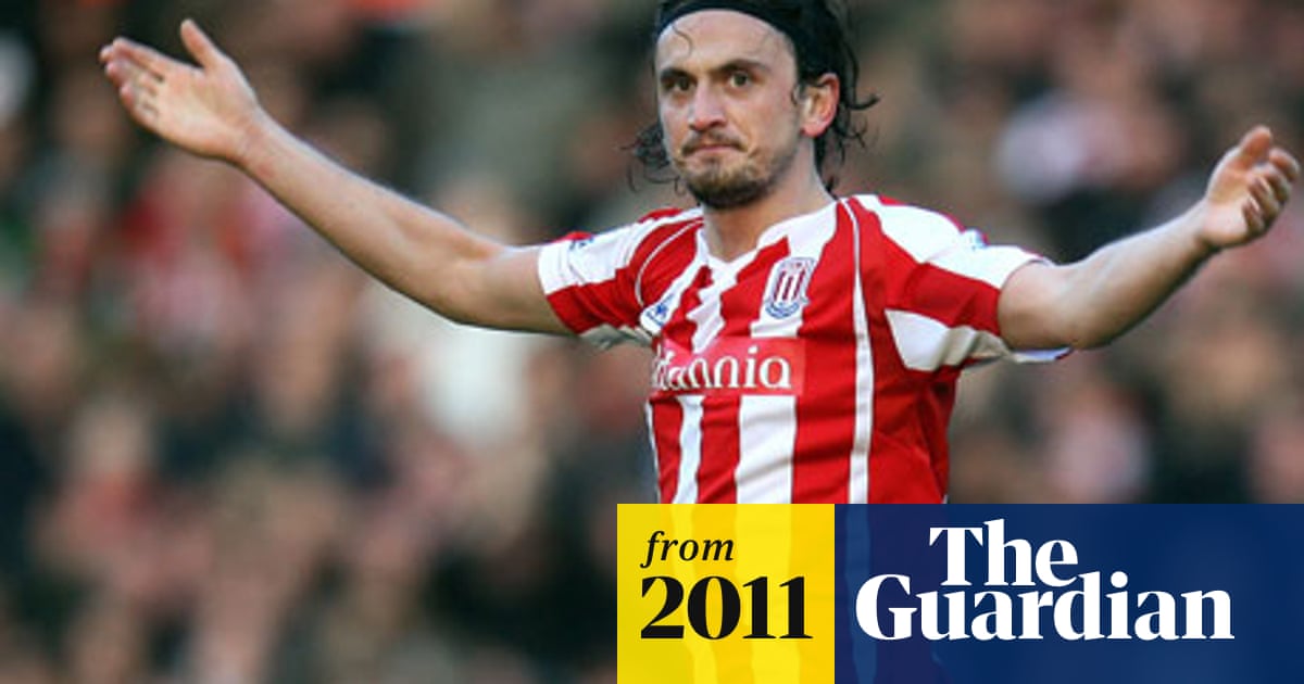 Stoke City S Tony Pulis Wolfsburg Have Made Offer For Tuncay Sanli Stoke City The Guardian