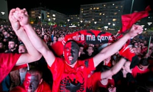 albania serbia flag fury abandoned match shqiperi football meanwhile supporters burn nato stadium inside