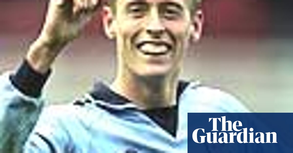 Tallest Footballers Ever Football The Guardian