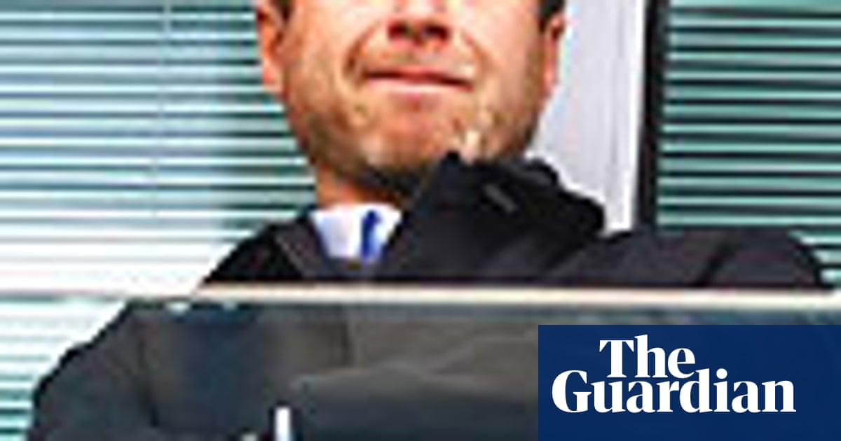 Billionaire Chelsea Owner Abramovich Divorces Wife World News The Guardian