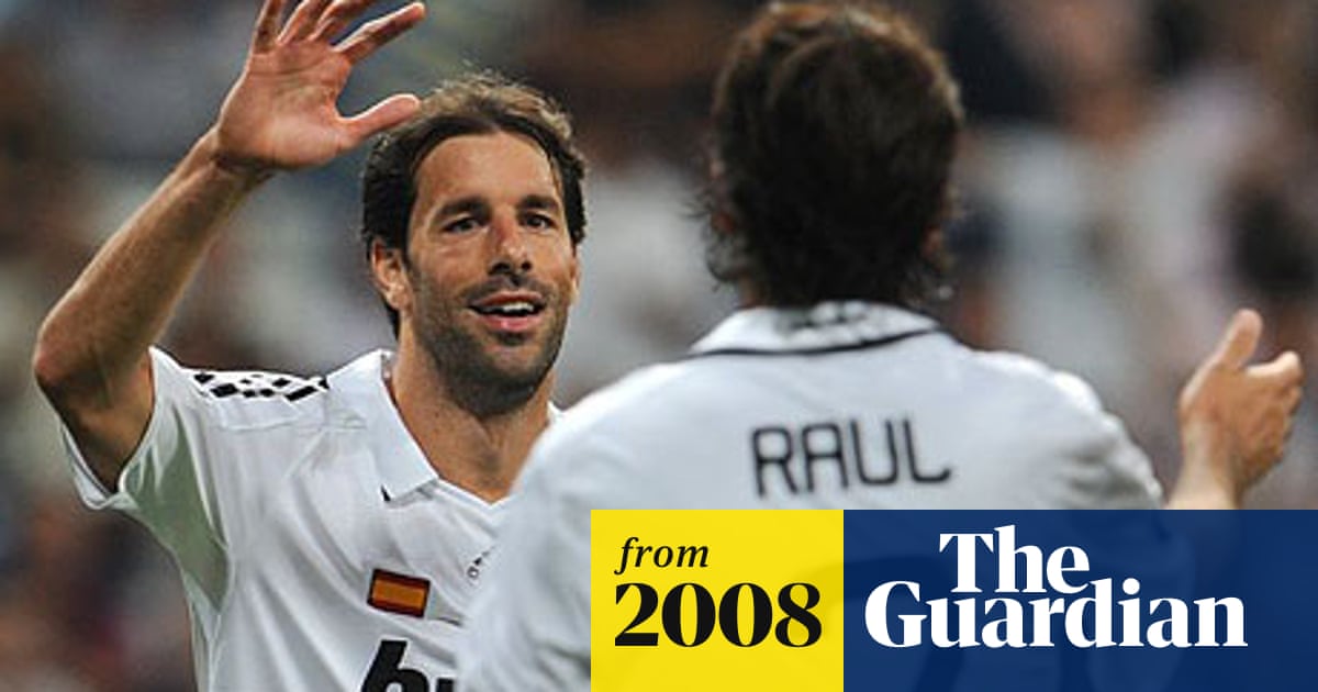 Football: Real Madrid&#039;s Ruud van Nistelrooy out for the season