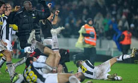 Alessandro Del Piero and his Juventus colleagues celebrate