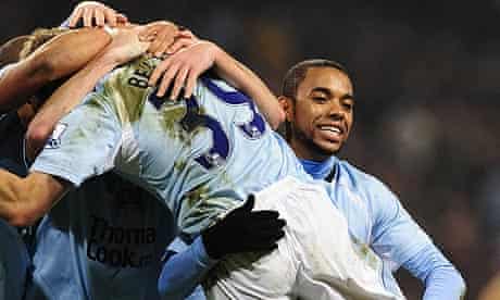 Craig Bellamy and Manchester City celebrate