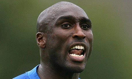 Alex Ferguson Rules Out Move For Sol Campbell To Ease Manchester United S Injury Crisis Manchester United The Guardian Alex Ferguson Rules Out Move For Sol Campbell To Ease Manchester United S Injury Crisis Manchester United The Guardian