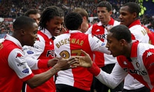 Eredivisie Feyenoord Beat Psv Eindhoven 1 0 In A Mid Table Tussle