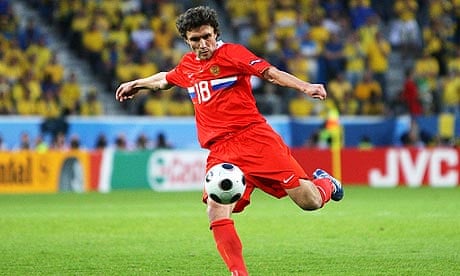 Yuri Zhirkov completed his transfer to Chelsea