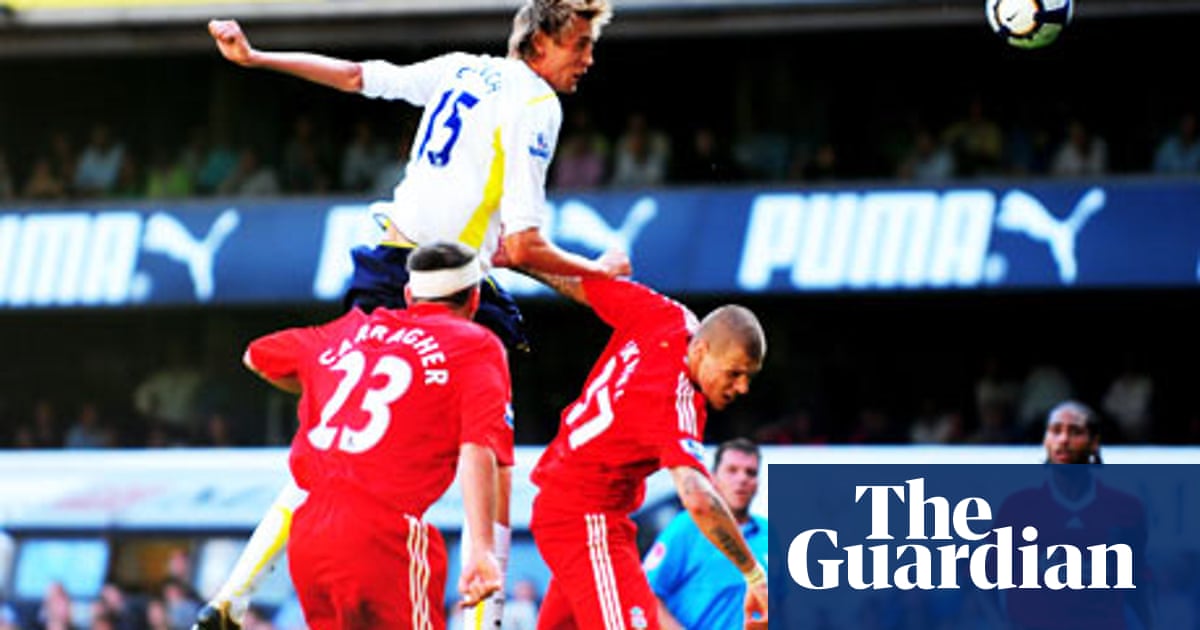 Peter Crouch Keen To Put Down Roots After Rejoining Tottenham Tottenham Hotspur The Guardian