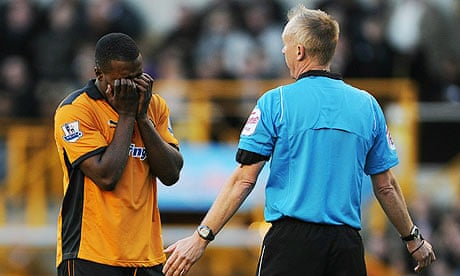 Sylvan Ebanks-Blake of Wolves reacts to referee Peter Walton during the game with Bolton Wanderers
