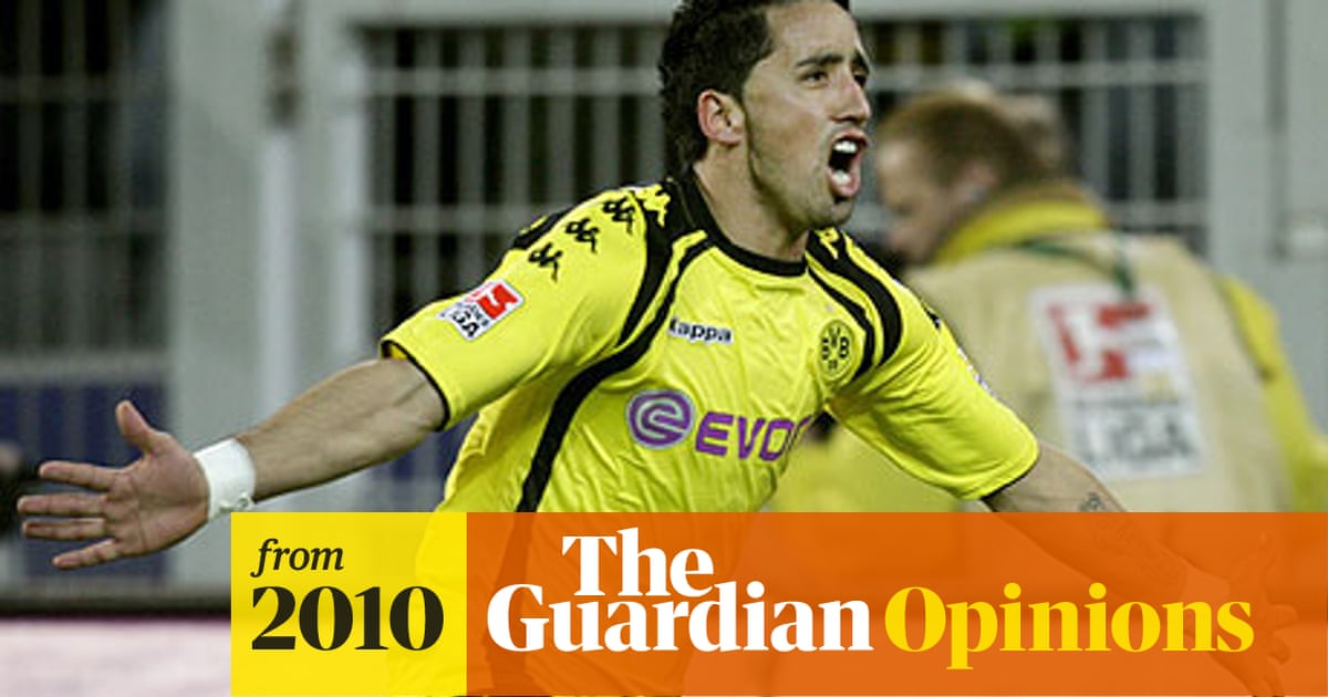 Dortmund Emerge From The Shadows With A Little Help From The Panther Borussia Dortmund The Guardian