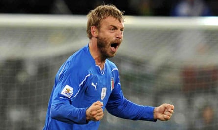 Football Transfer Rumours Daniele De Rossi To Snub