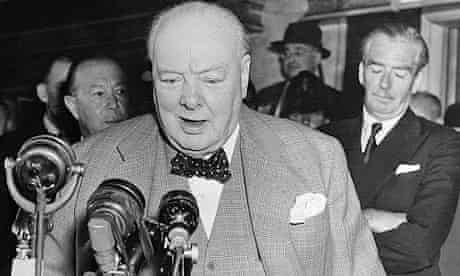 Sir Winston Churchill's relaxed pint-and-a-pie stand-up style