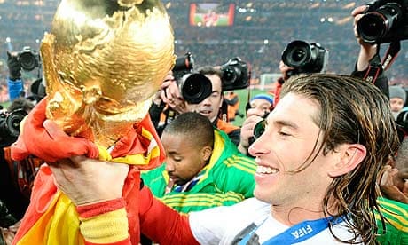 World Cup final: Spain toast victory with dressing room party | Spain | The Guardian World Cup final: Spain toast victory with dressing room party | Spain | The Guardian