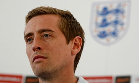 Peter Crouch Says England Can Stop Wales If They Stop Gareth Bale England The Guardian