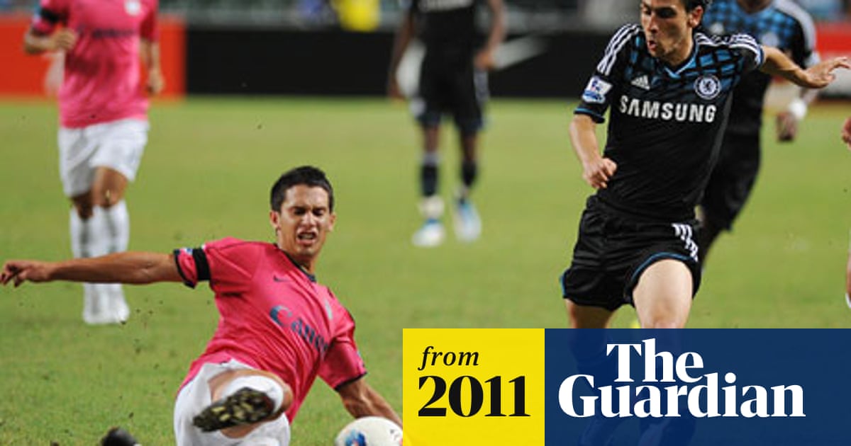 Malaysian Fa Apologises To Chelsea S Yossi Benayoun After Abuse Claim Chelsea The Guardian